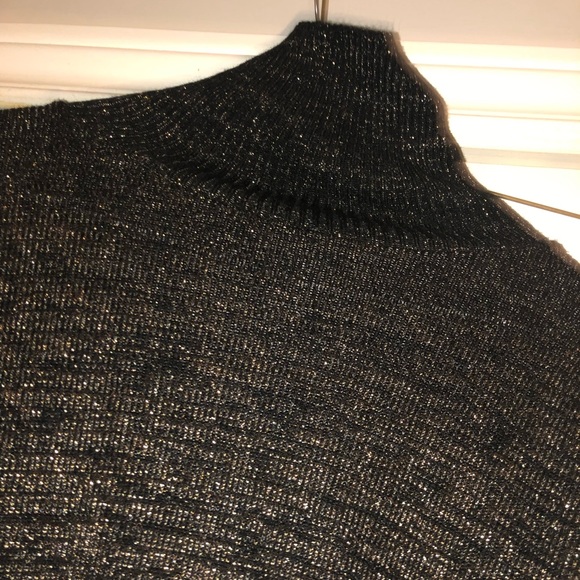 π«Άπ»-Gloria Vanderbilt-Cashmere T-neck sweater - Picture 3 of 4